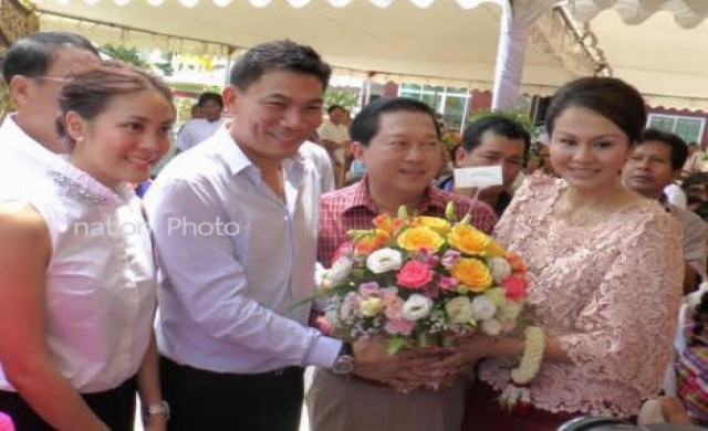 ควง'เจนี่'ออกงาน