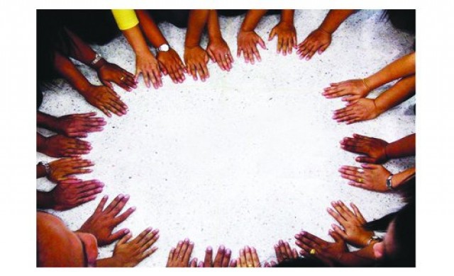 "ปลูกคน" บนทางสู่อนาคต