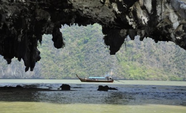 สามช่อง....ของเขาดี