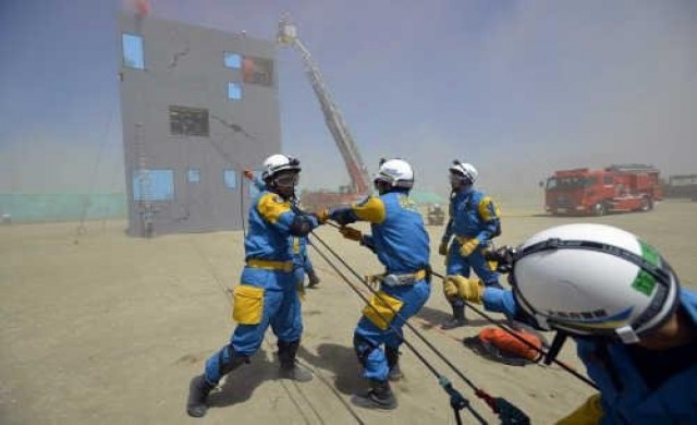 ชาวญี่ปุ่นซ้อมรับมือแผ่นดินไหวครั้งใหญ่