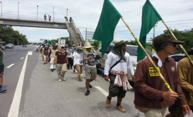 ค้านเขื่อนแม่วงก์