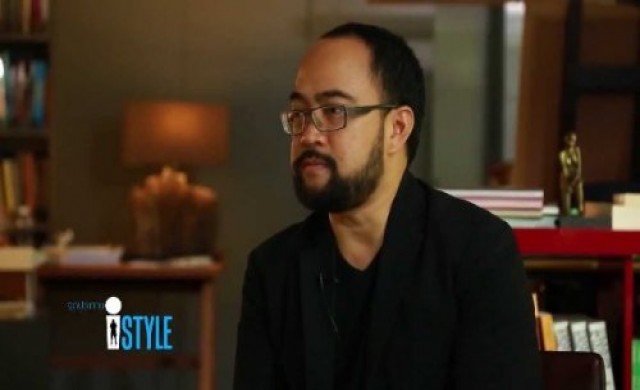 นิธิศ สถาปิตานนท์ 
...ลูกไม้หล่นไม่ไกลต้น