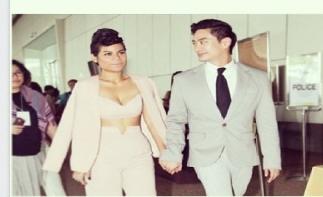 'หมอโอ๊ค'หมั้น'โอปอล์'23มี.ค57