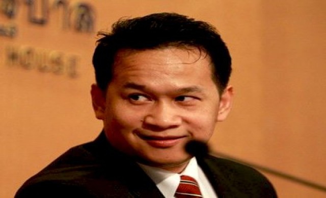 พท.ยันไร้สัญญาณปรับครม.-ยุบสภาจากนายกฯ