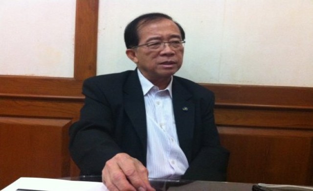 อธิการบดีรามฯจี้รัฐบาลยุบสภาคืนอำนาจปชช.