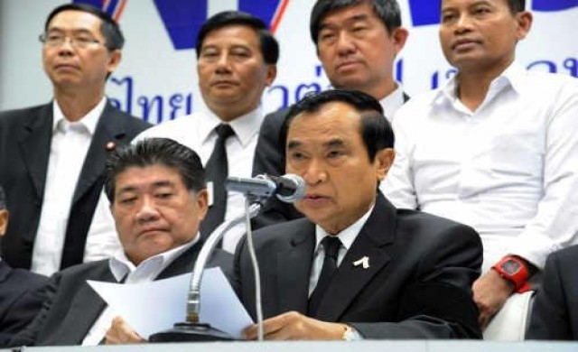 เปิดแถลงการณ์เพื่อไทยท้าท้ายศาลรธน.
