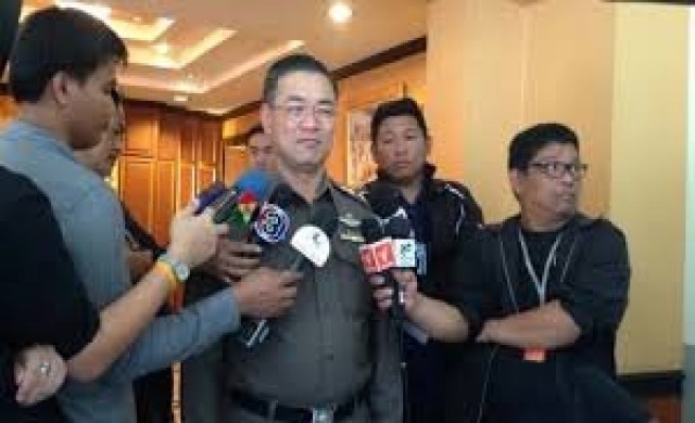 ศาลออกหมายจับคนร้ายรุมตื๊บตำรวจสืบ6