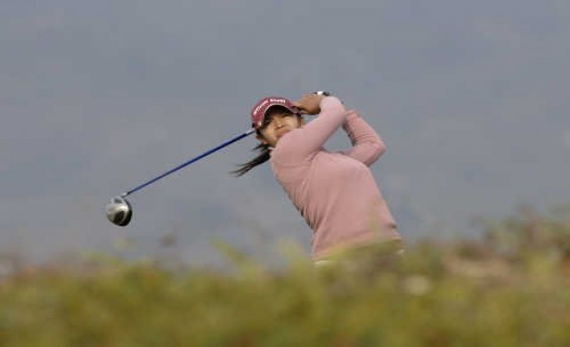 "โปรแหวน"ขึ้นนำร่วม มีลุ้นแชมป์แอลพีจีเอ