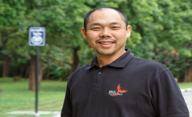 โค้ชเปลี่ยนชีวิต

นพดล ตั้งวัชรินทร์