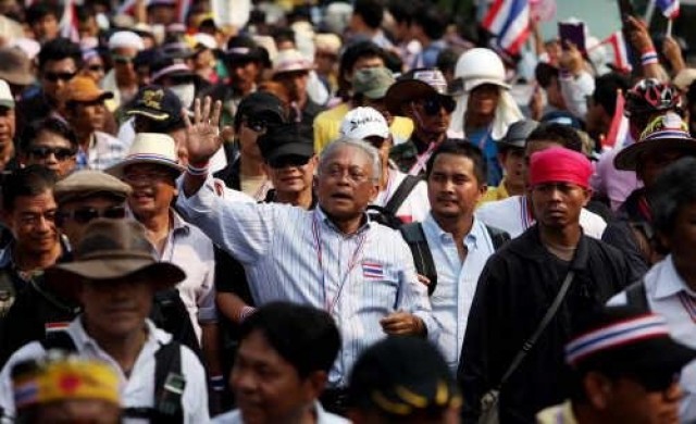 สื่อต่างชาติเกาะติดการเมืองไทย