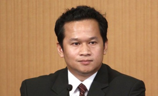 พท.แขวะสุเทพเดินขบวนทั่วเมืองเพื่อขอเงิน