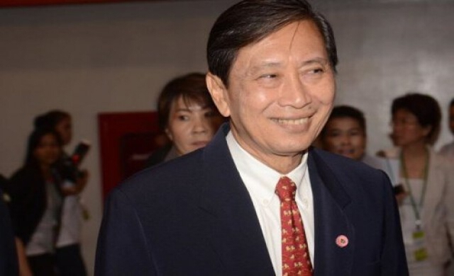 'ปลอดประสพ'อัดปชป.หัวเดียวกระเทียมลีบ