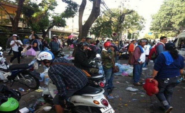 เหตุปะทะม็อบเจ็บ157ราย ตร.เจ็บ38ดับ2