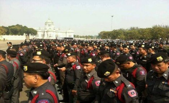 ตำรวจรวมพลังป้องศักดิ์ศรี