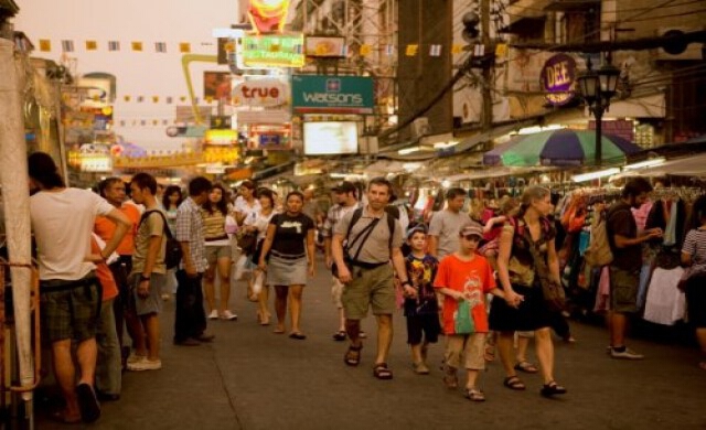 ย้อนรอยธุรกิจท่องเที่ยว..ส่องเทรนด์ตลาดดาวรุ่งปี57