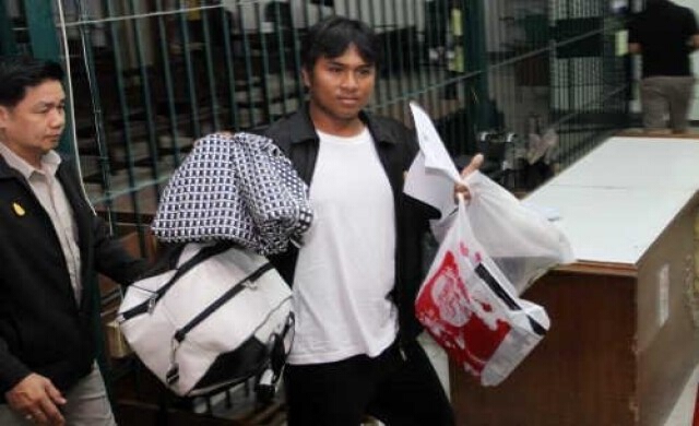 ศาลปล่อยตัวชั่วคราว'พิชิต'แกนนำคปท.