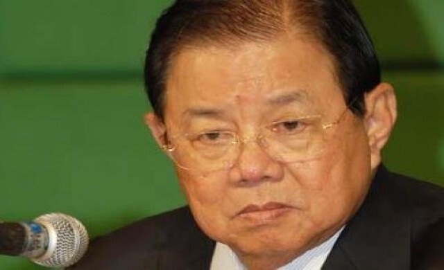 อลป.ไทยยกคณะขอพรป๋าเปรม