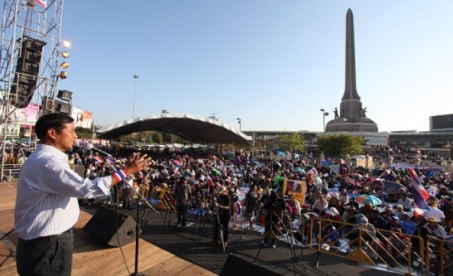 'ถาวร'นำปิดกรมสรรพากร-หน่วยงานราชการ