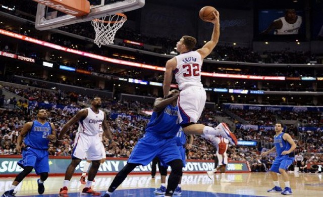 กีฬารอบโลก : คลิปเปอร์สโค่นดัลลัสบาสเอ็นบีเอ