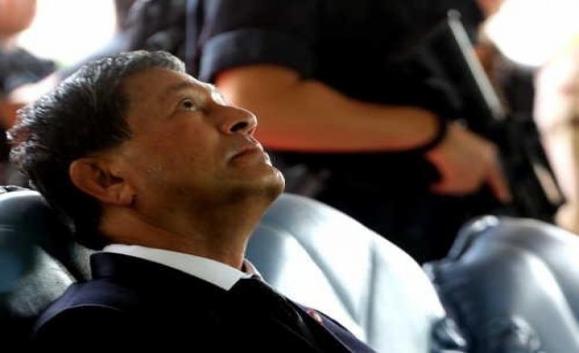 เฉลิมอัดกปปส.อันธพาล จี้ยุบเหลือเวทีเดียว