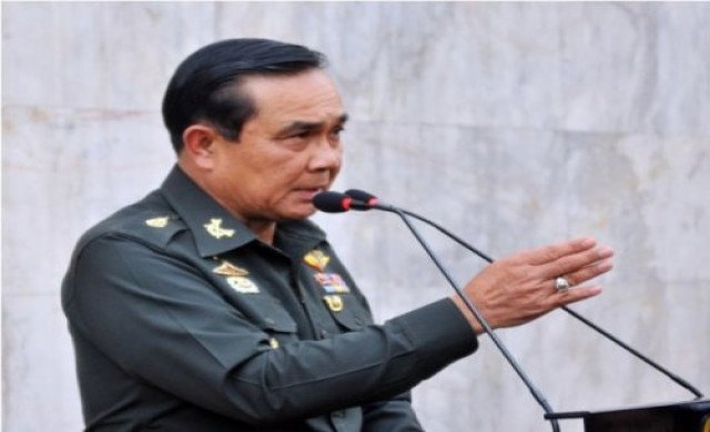 ผบ.ทบ.แนะสื่อดึงตัวเองออกจากความขัดแย้ง