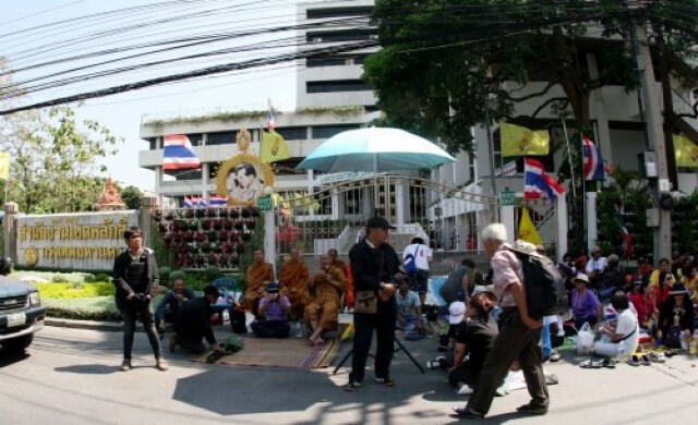 ผอ.เขตหลักสี่แจงกกต.ถูกกปปส.ปิดล้อม