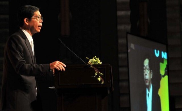 'ประสาร'สอนมวยรัฐ ขายข้าวจ่ายหนี้ชาวนา