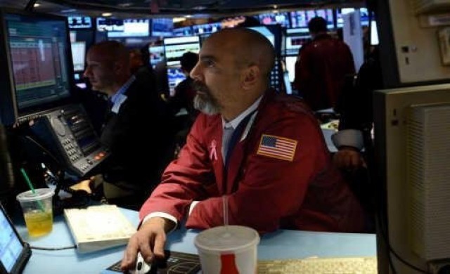 ดาวโจนสร่วง24จุด กังวลยอดสร้างบ้านลด