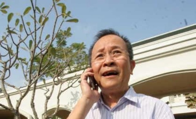 คลินิก'นพ.นิรันดร์'ถูกลอบเผา คาดปมการเมือง