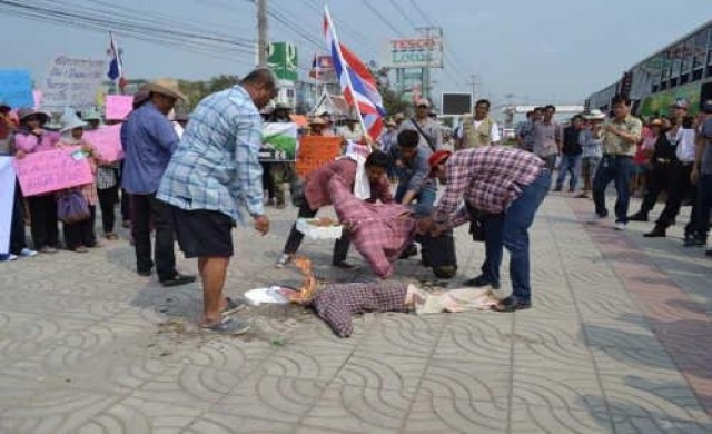 โวยกปปส.ค้านรัฐกู้เงินจ่ายจำนำข้าว