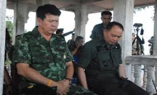 มทภ.2ถก11ผู้ว่าฯอีสานตอนบนรับมือการเมือง