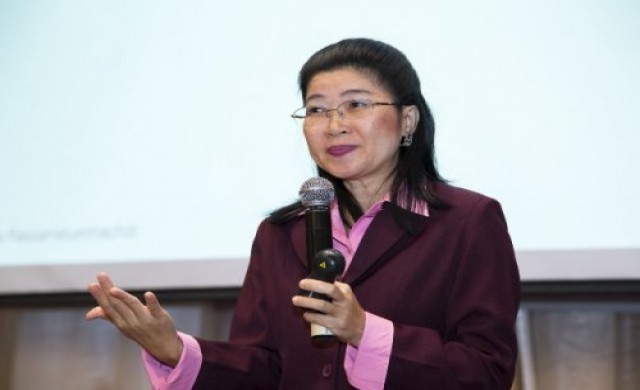กลยุทธ์จัดทัพ &บริหารคนเก่ง รับมือเออีซี