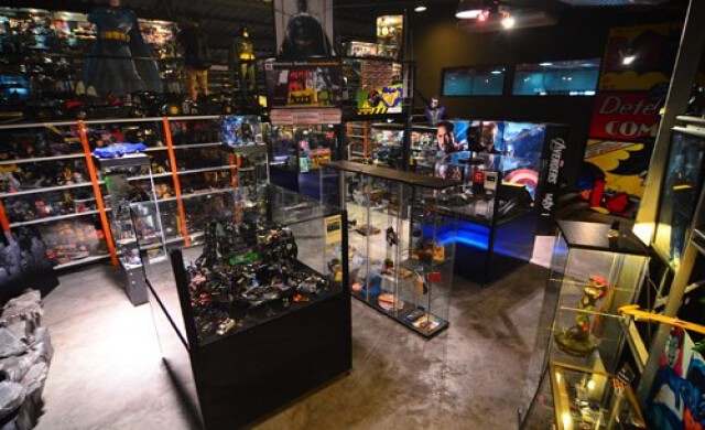 Batcat museum & toys Thailand ซุปเปอร์ฮีโร่ใหญ่ที่สุดในเอเชีย