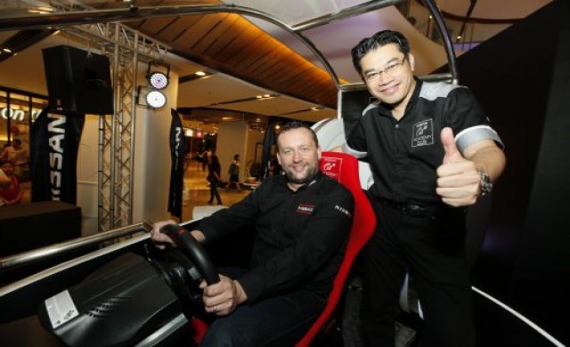 'นิสสัน'ปั้นคอเกมส์สู่นักแข่งรถ