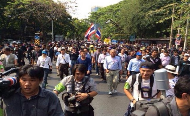 การ์ดคุมเข้ม! กปปส.เดินเรียกแขกวันที่สอง