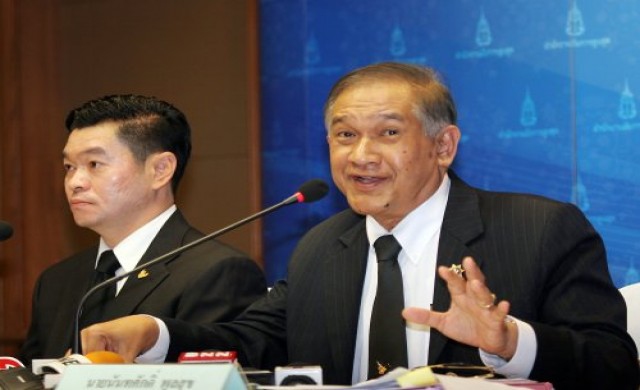 ส่งคดี6ศพวัดปทุมฯให้อัยการรวมสำนวนฟ้อง'อภิสิทธิ์'