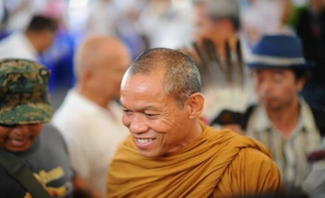 'พุทธะอิสระ'ล่าชื่อ2ล้านผลักดันร่างพิมพ์เขียว
