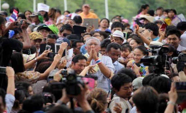 'สุเทพ'ขอบคุณ'ขรก.สธ.'ต้อนรับอบอุ่น