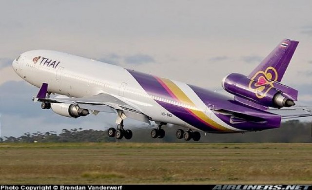 บินไทยขัดข้องลงจอดฉุกเฉินสุวรรณภูมิ