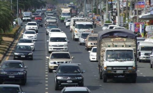 กลับกรุงเริ่มหนาแน่น