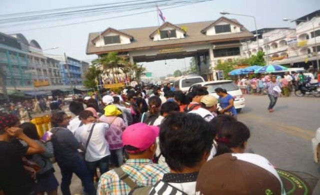 ค้าขายชายแดนไทย-พม่าคึก แต่ติดปัญหา'แรงงาน-ขนส่ง'