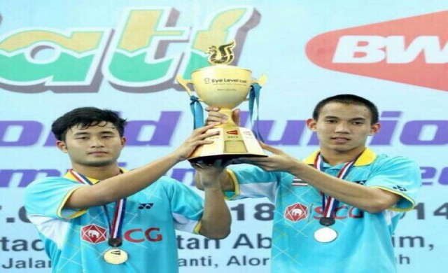 แชมป์ชายคู่แบดเยาวชนโลก