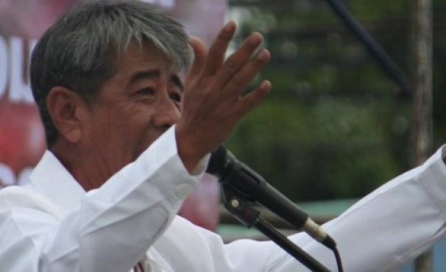 'ลุงยิ้ม'อ้างแค่โพสต์แซว'อภิสิทธิ์'ไม่มียิงจริง