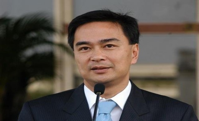 'อภิสิทธิ์'จ่อคุย'ยิ่งลักษณ์'สัปดาห์หน้า