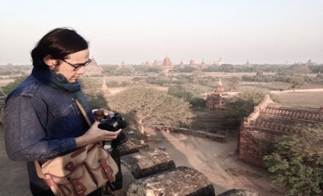 บนเส้นทางค้นหาตัวเอง

กุณฑ์ สุจริตกุล