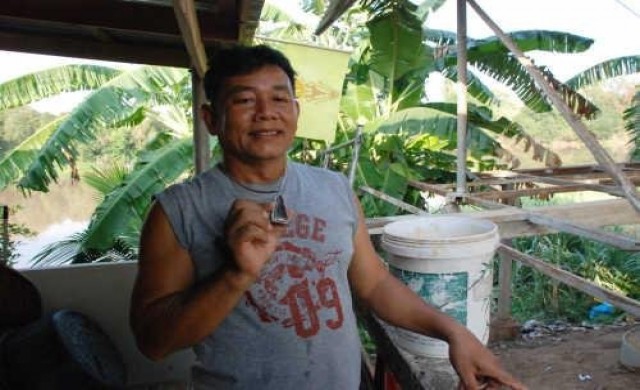 ดวงแข็ง! ชาวนาถูกฟ้าผ่าล้มทั้งยืน รอดปาฏิหาริย์