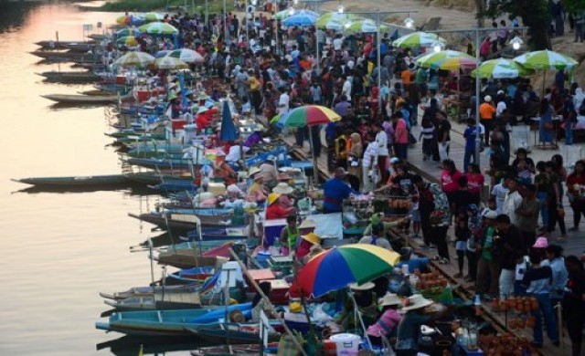 เดินตลาดน้ำคลองแห...แลวัดคูเต่า