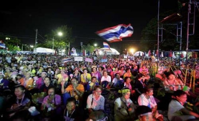 อาเซียนหนุนไทยแก้ปัญหาสันติวิธี