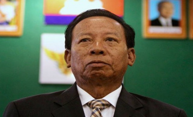 'เตีย บัญ'เห็นด้วยไทยประกาศอัยการศึก