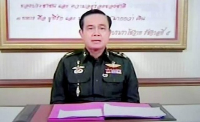 'กฎอัยการศึก'ประตูสู่ทางออกประเทศ?